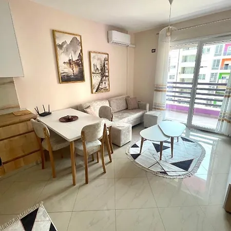 Apartment Modern & Cozy Tirana